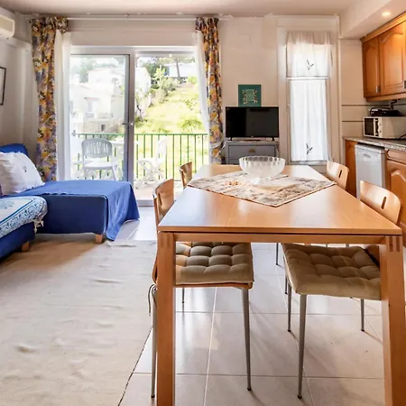 Port De 441 - Atico Con Balcon Appartamento